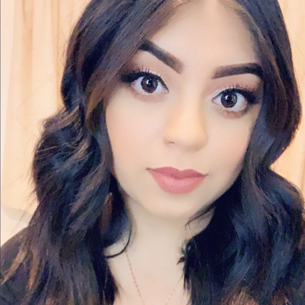Meet your Posher, Guadalupe